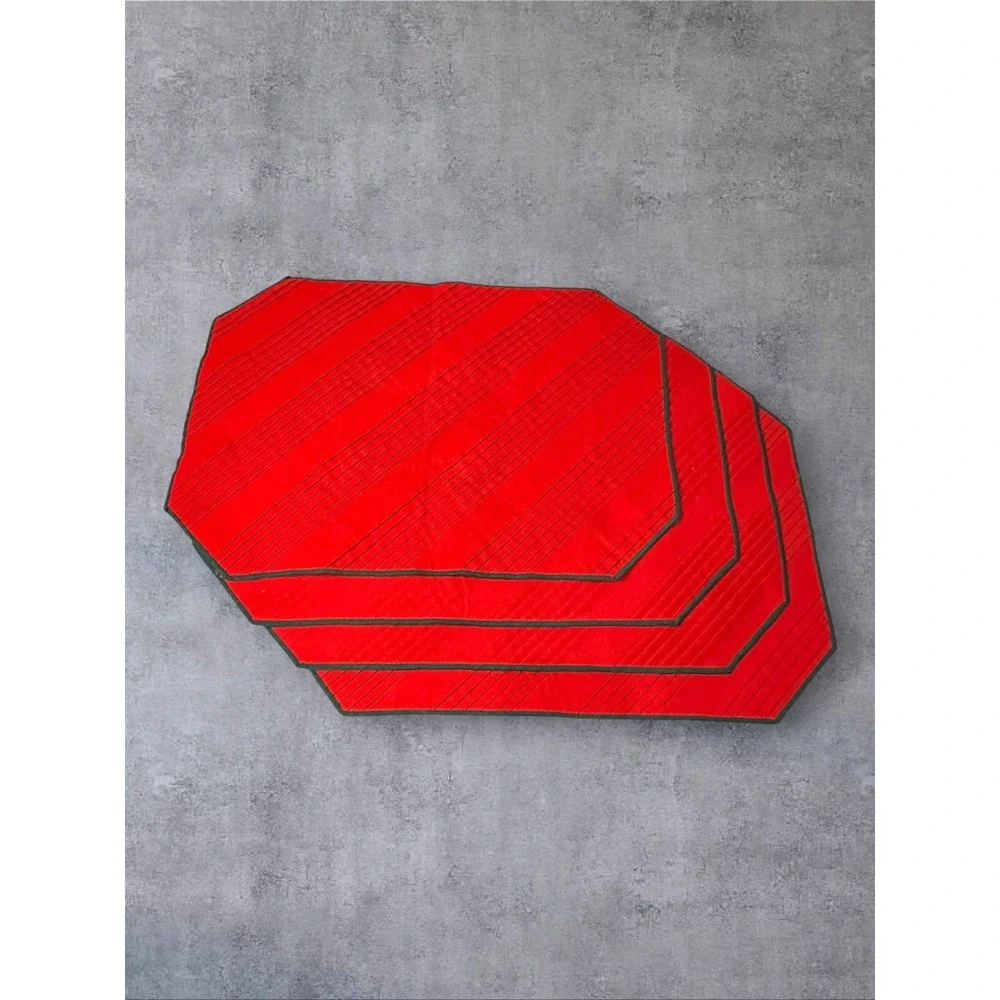 Vintage Placemats Set of 4 Red Quilted Octagon Green Trim Holiday Christmas EUC